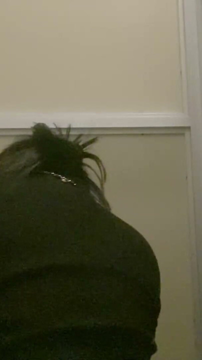 公共トイレで放尿する編集集 | クリップ1