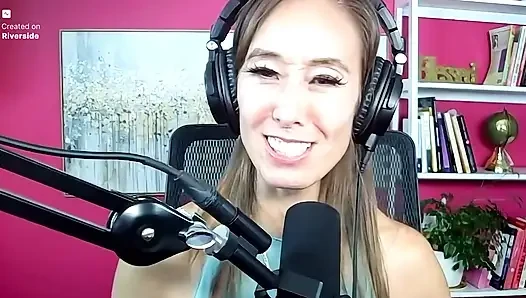 Trikepatrol röportajı - Christy Love (papaz, yetişkin sanatçı ve komedyen!)