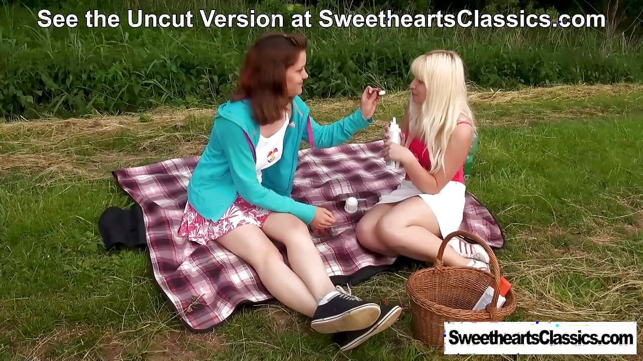 What to eat at a Picnic with 18yo Radka A & Tereza F for SweetheartsClassics