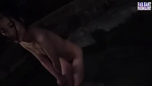 Nackte nüppel spazieren, wo überfüllte augen einen heißen, engen gipfel auf ihre frechen tipps machen, phase 4