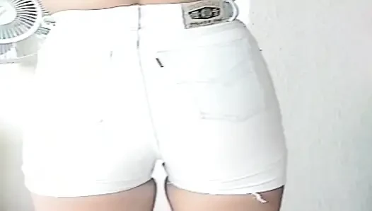 I always loved showing off my big ass and seeing how I get cocks rock hard.