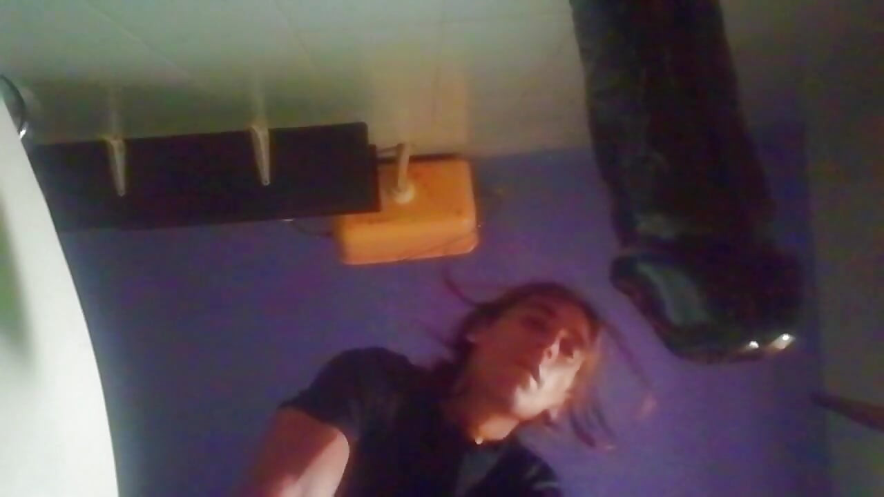 Нину разтваря дупето за седмица на лубрикант