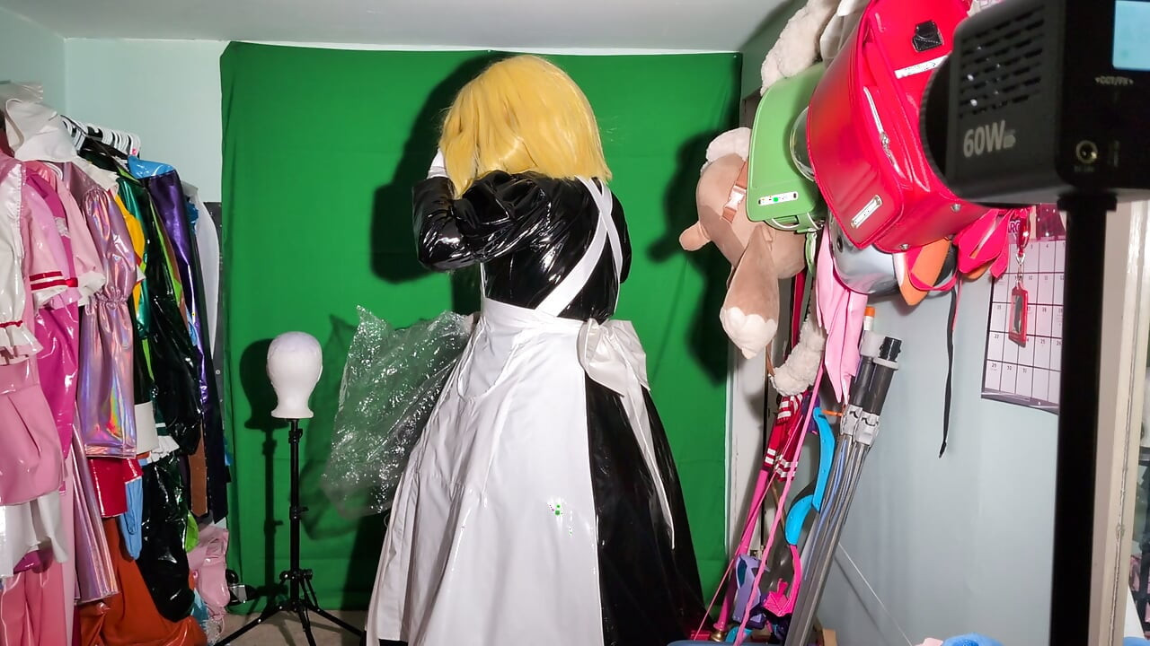 Kigurumi Maid Assorted Breathplay Games With Bags