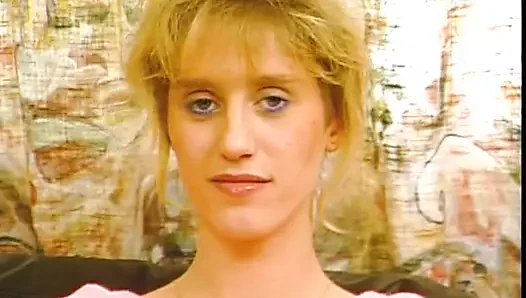 Sesi amatir bareng cewek imut asal jerman ini! Wajib nonton!