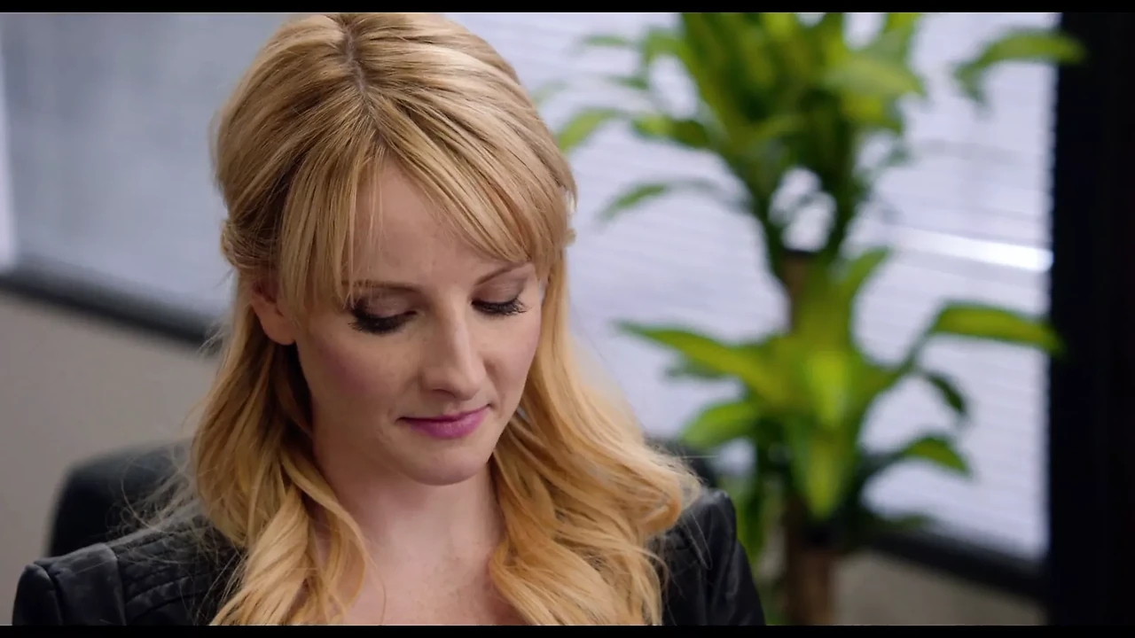 Melissa Rauch (Sniffing Dildos)