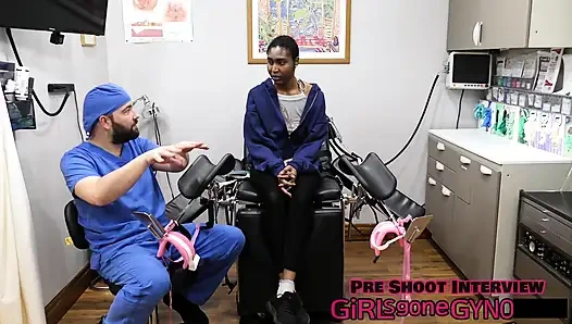 1-й гинекологический осмотр Daisy Mynx