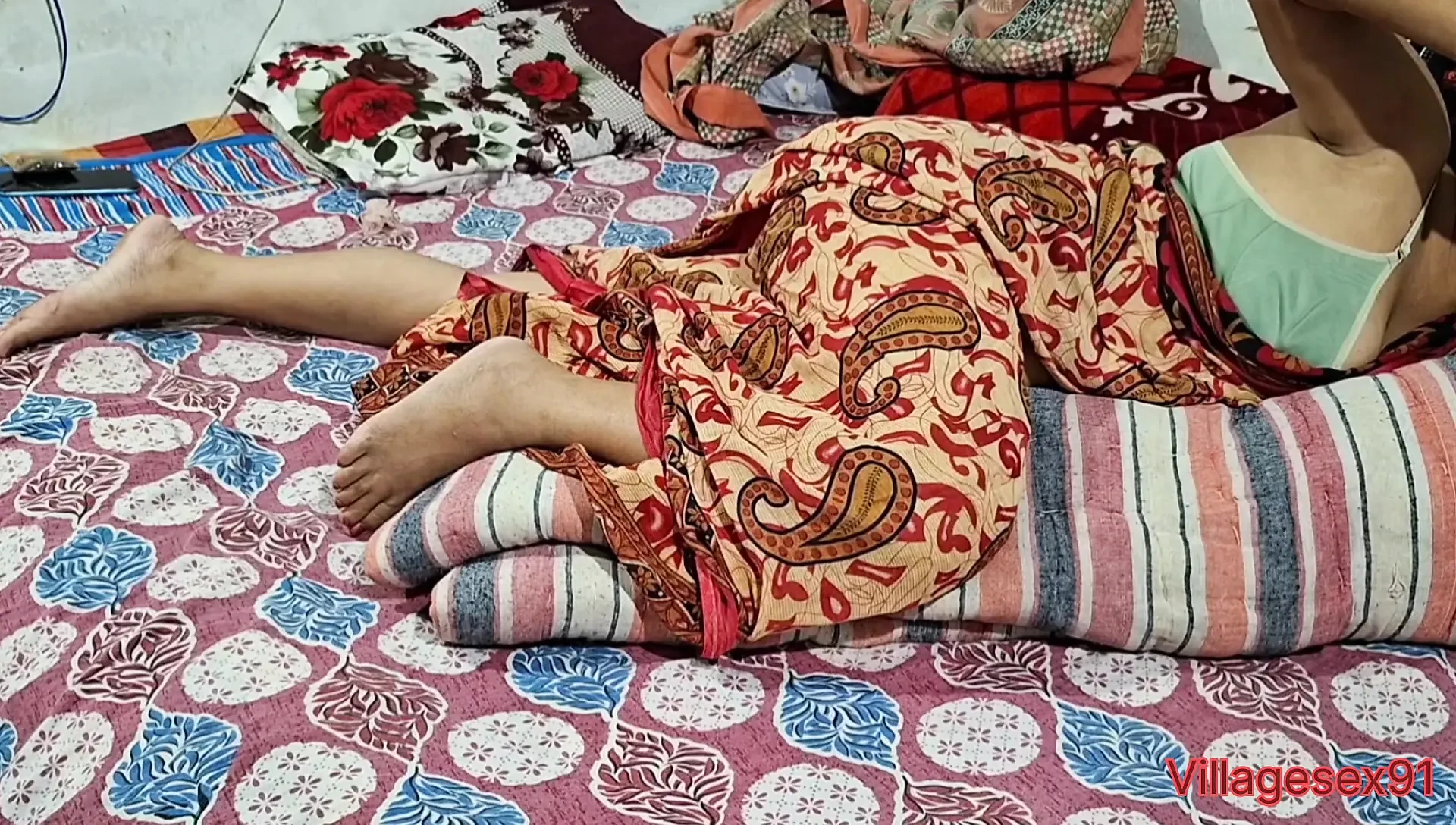 Village bhabhi fast chudai pussy soft hairy pussy sex