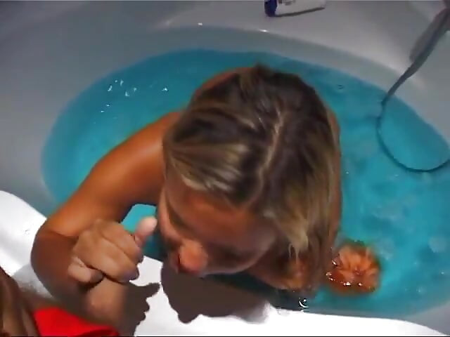 Anita, beautiful German teen fucked in the tub