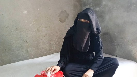 Muslimische frauen wurden von elektriker kaum gefickt