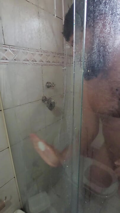 luksmen1 gainer Cum on the shower screen, belly, jerk, mirror, cum in glass