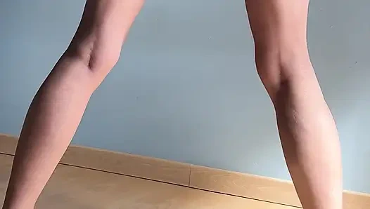 2 Young People of 19 and 23 Years Old Fucked Me Like a Whore, One in My Ass the Other in My Pussy Until I Filled with Cum