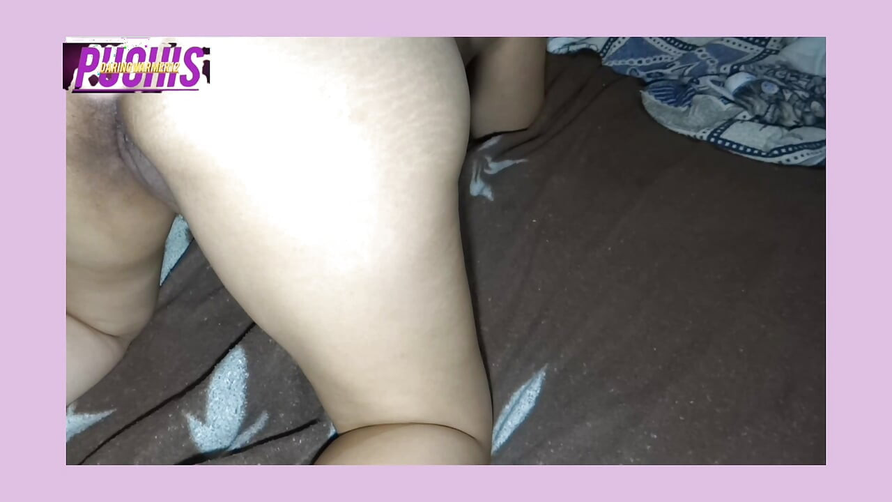 EU DEIXO A BUNDA DA MINHA MADRASTA ABERTA
