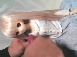 Puppe Bukkake 02