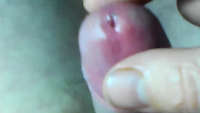 Cumming under porn