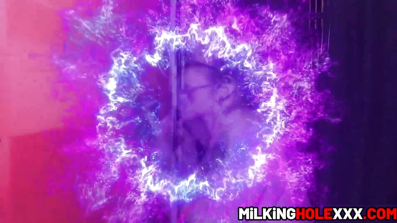 Reeses Milks a Hard BBC