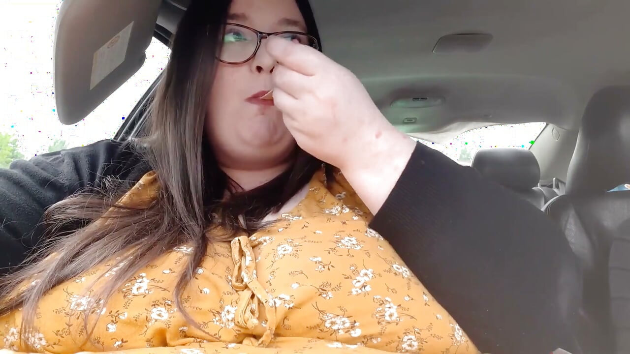 Ssbbw bbw geniet van kfc vingerlikken
