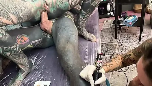 Gadis bertato dengan toket aduhai lagi asik ngentot kontol dan seks anal