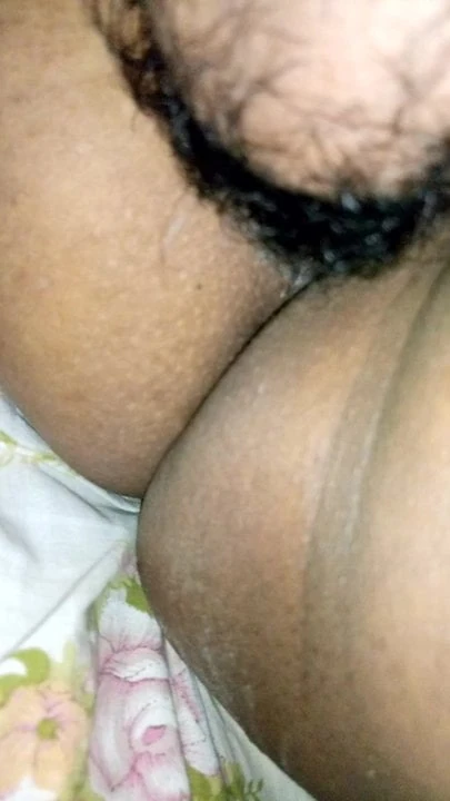 licking my chut