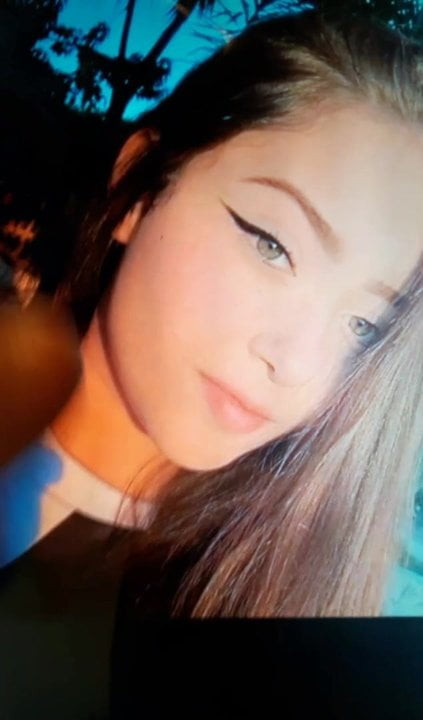 Cum tribute marrenta