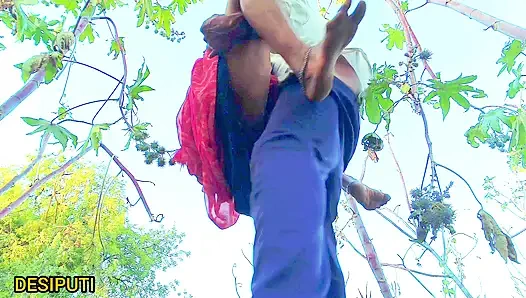 Please mat chodo mujhe koi dekh lega, are Koi nahin dekhega chalo taiyar ho jao