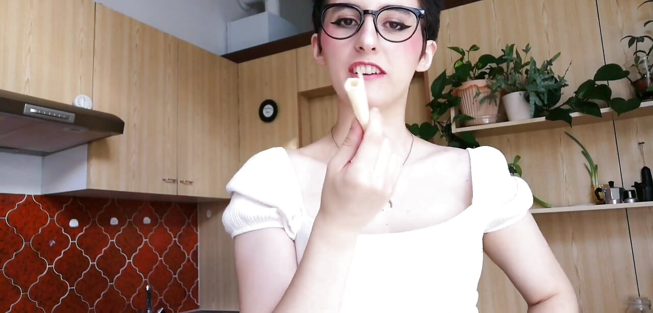 넌 마녀의 간식이야! 독일 삼키기