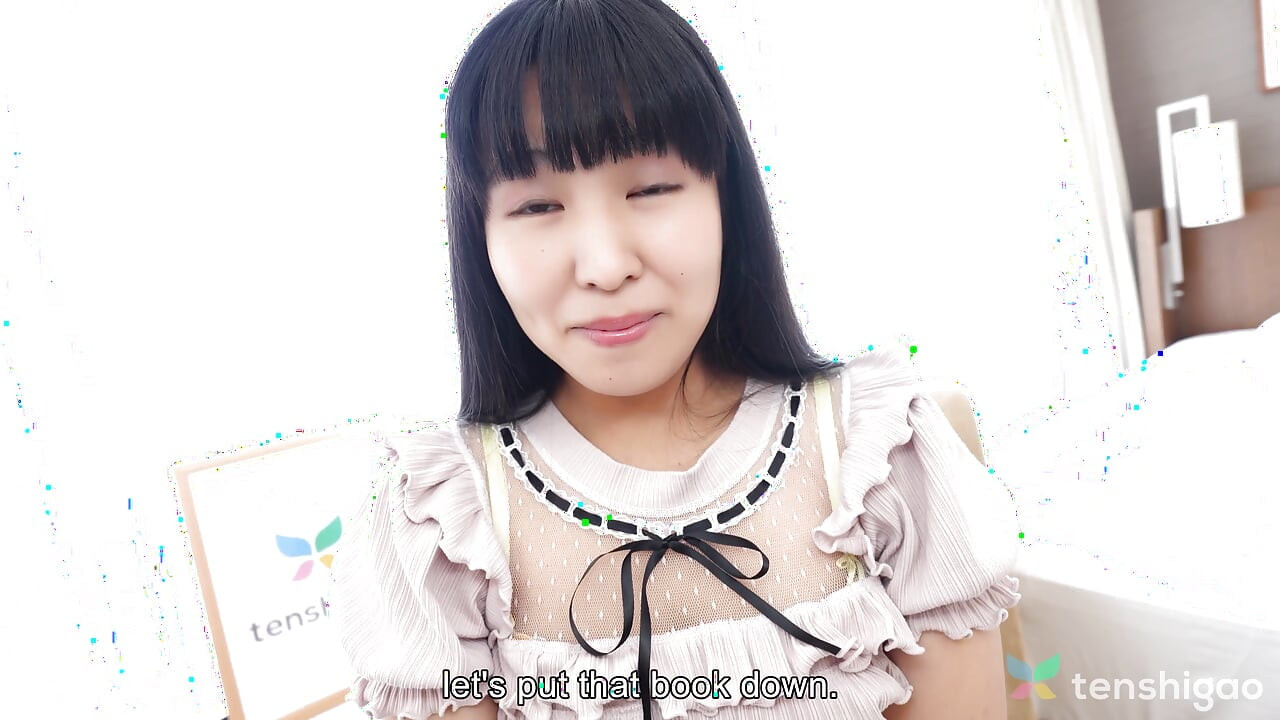 Cute and Sweet Miss Ichika Matui Spreads Her Legs so We Can Dine on Her Pussy