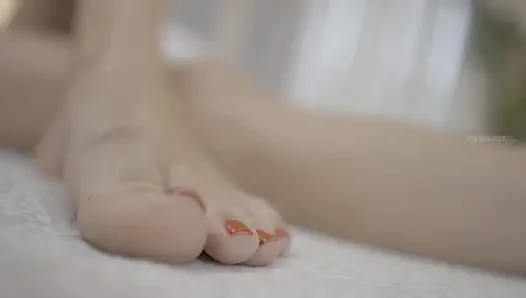 Du devoter Müll, versuchst, nicht geil zu werden bei mir!