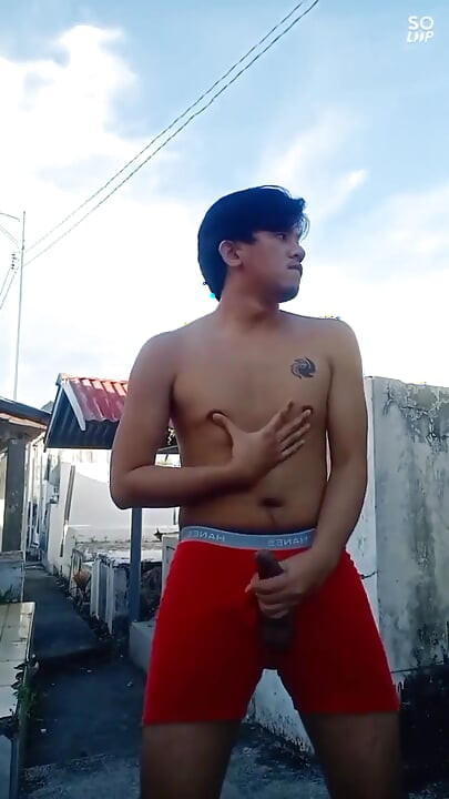 Kraken - Asia Gay Teen Boy Jerk of for a Daddy on a Public Cemetery