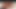 彼女は彼の熱心な顔をからかいながら、大きなセックスおもちゃを