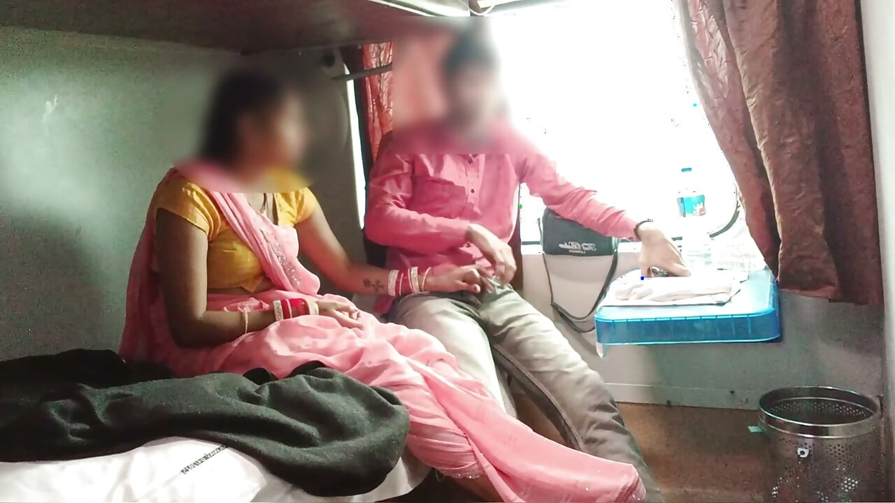 Del 2 Tog Mein Suhagarat med Bhabhi Dewar i et bevegelig tog Bhabhi feirer Suhagarat med Dewar for første gang Hindi lyd