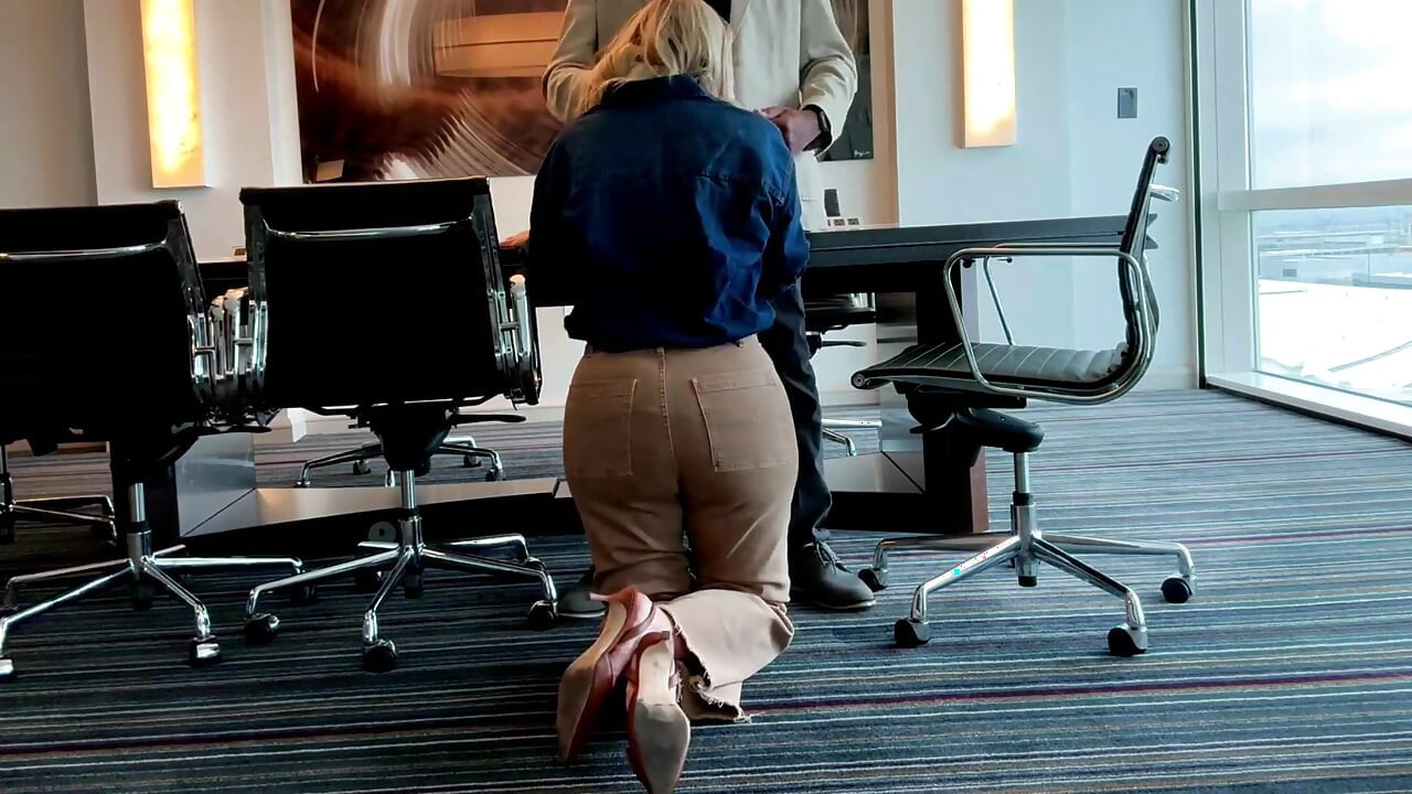 Fa Fiona Meets Passenger in His Boardroom