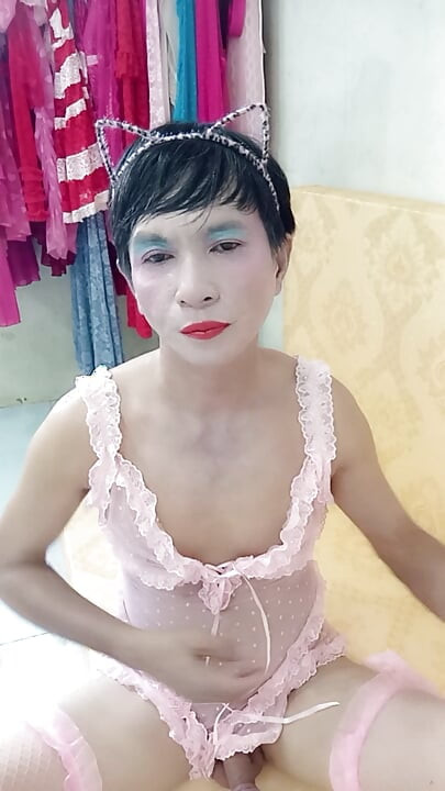 Transgender Oanh Le wearing sexy lingerie porn making love to fuck cock too much pleasure