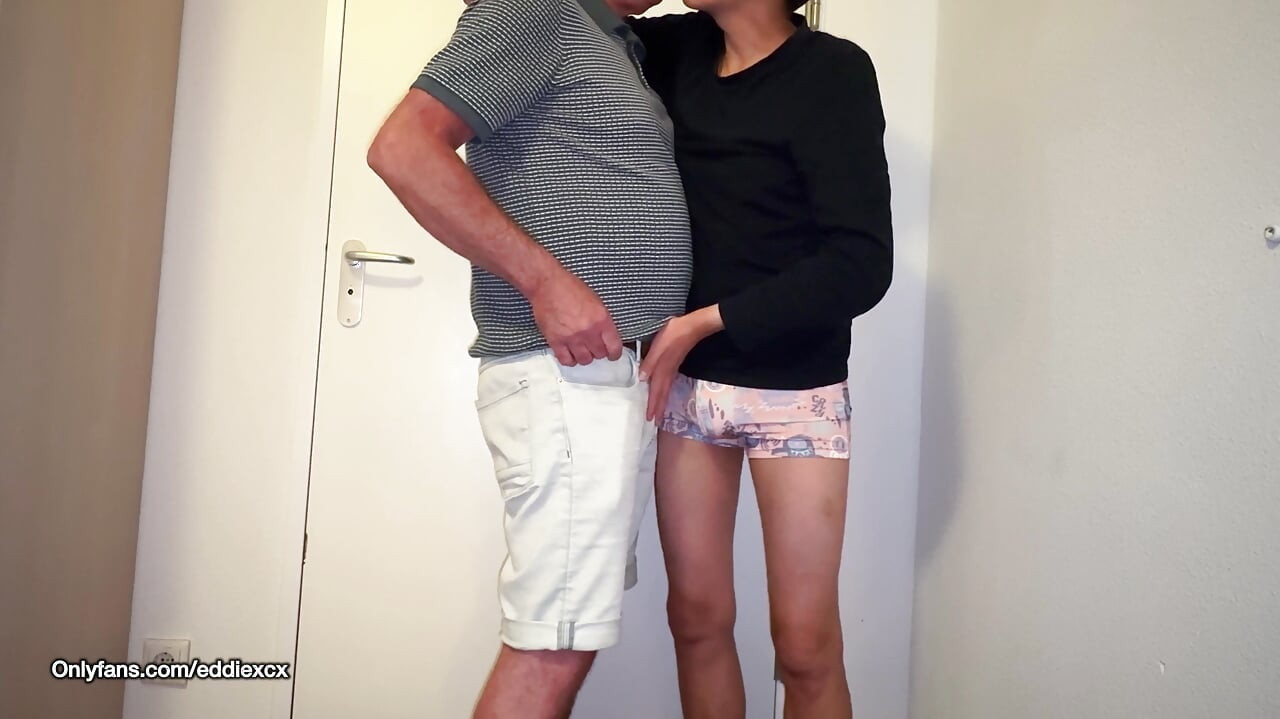 Isä (64) ja minä (19) nautimme rakkaudestaan