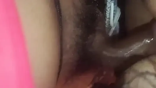 Сексуальная сводная сестра Queen4Desi и масляный массаж с трахом 69