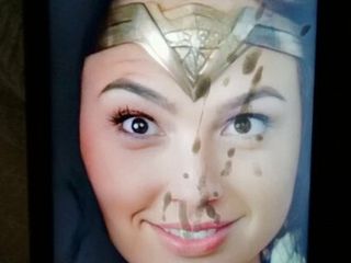 Gal Gadot (Wonder Woman) cum tribute