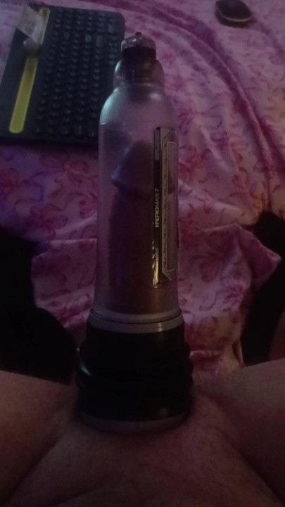 My hydromax pump makes my cock look thick