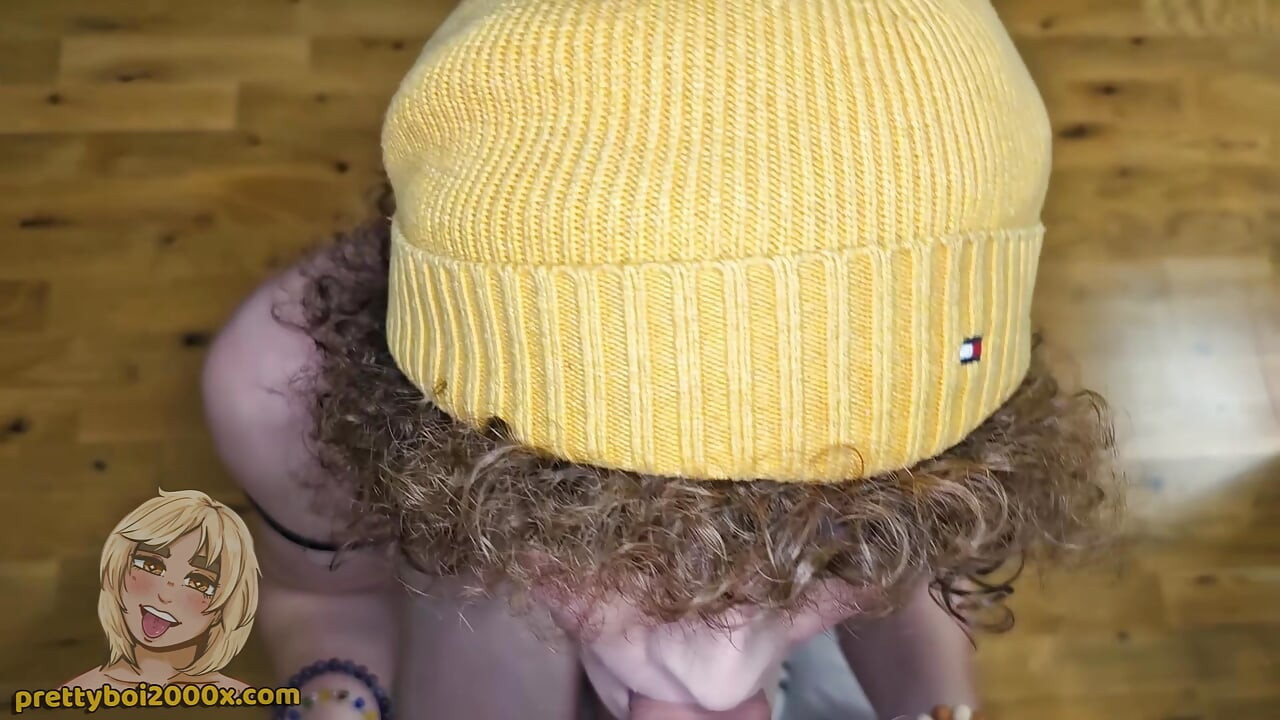 Trans slet diep in keel grote lul en slikt sperma - prettyboi2000x