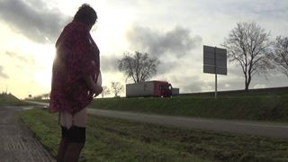 Transgender travesti brzmiące cewki moczowej na zewnątrz drogi 10a