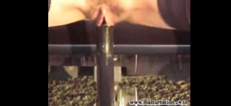 Prise par l'attache caravane