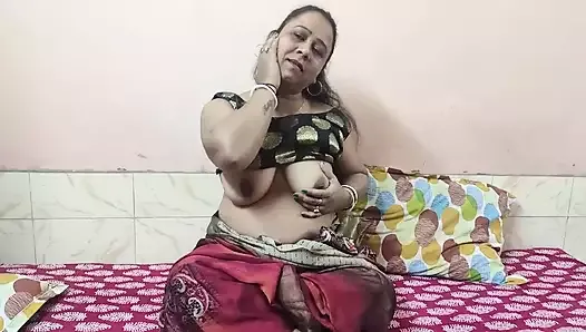 INdian MILF wants big cock in her pussy
