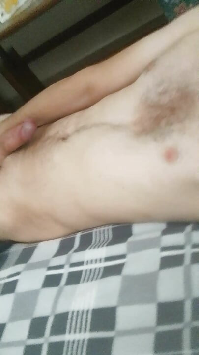 섹스할 준비가 된 후장을 기다리고 있는 Hey Ho 하드 페니스