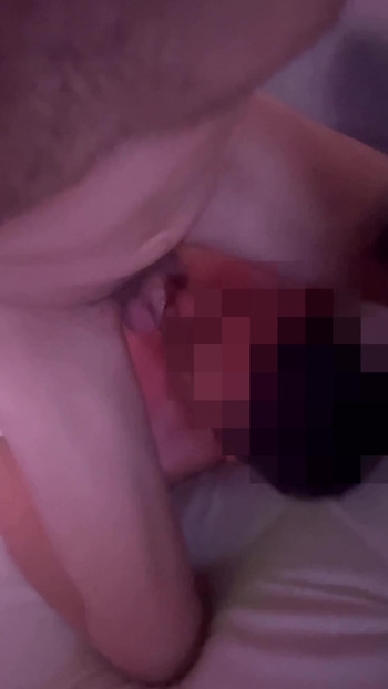 来自“2次口交和2次打手枪差点在电梯上被抓到”的精彩时刻汇编 厚实的 twink 白鸡巴”