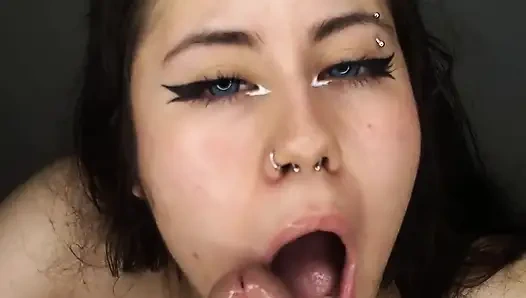 The Beautiful 18yo Loves Getting All the Cum From Cock