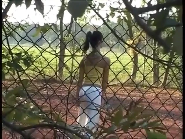 Süper Göğüslü Tenis Genci