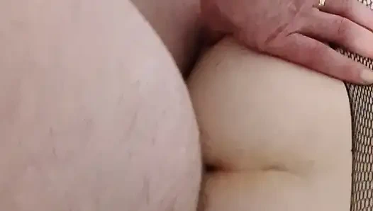 Ihr arsch ist mit heißem sperma gefüllt