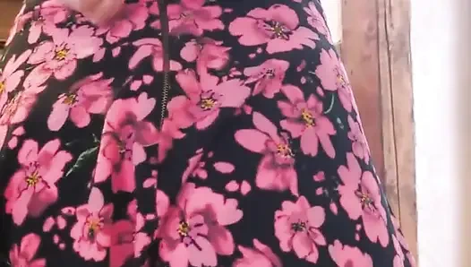 Siapapun yang kencing di lantai juga harus bersihin di balik layar...