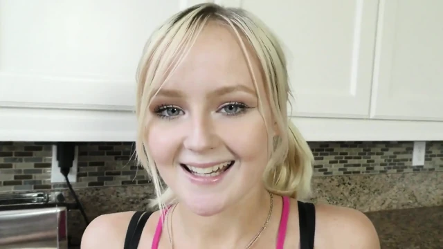 Natalia Queen Likes A Thumb In Her Ass And A Creampie In Her Cunt