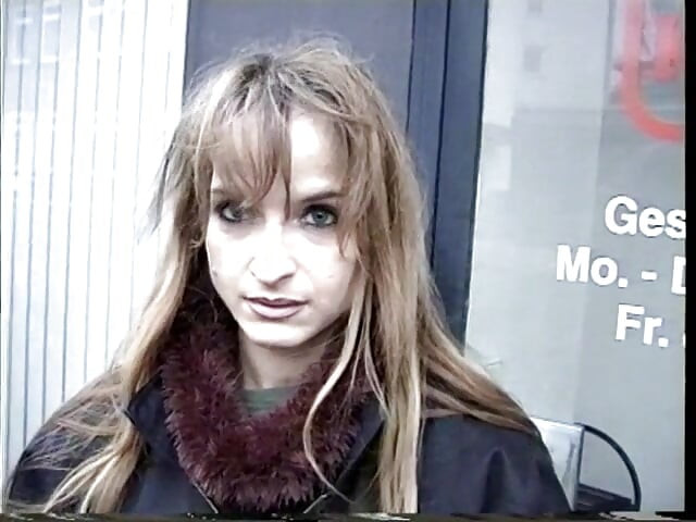 Татуирана мацка си пипа путката на кастинга