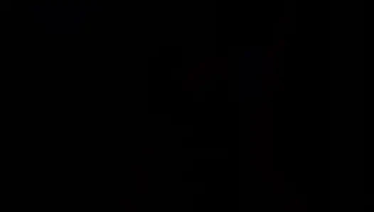 Sulu sakso çektikten sonra sevimli genç kızın yüzüne büyük boşalma