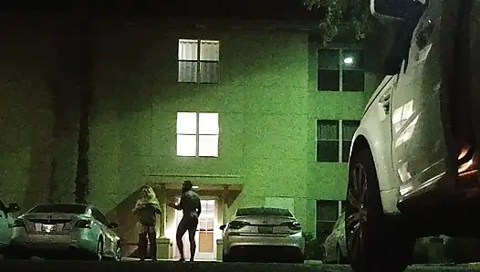 Istri Super Semok Dengan Lingerie Seksi Di Lapangan Parkir Hotel! Badblondiemonroe